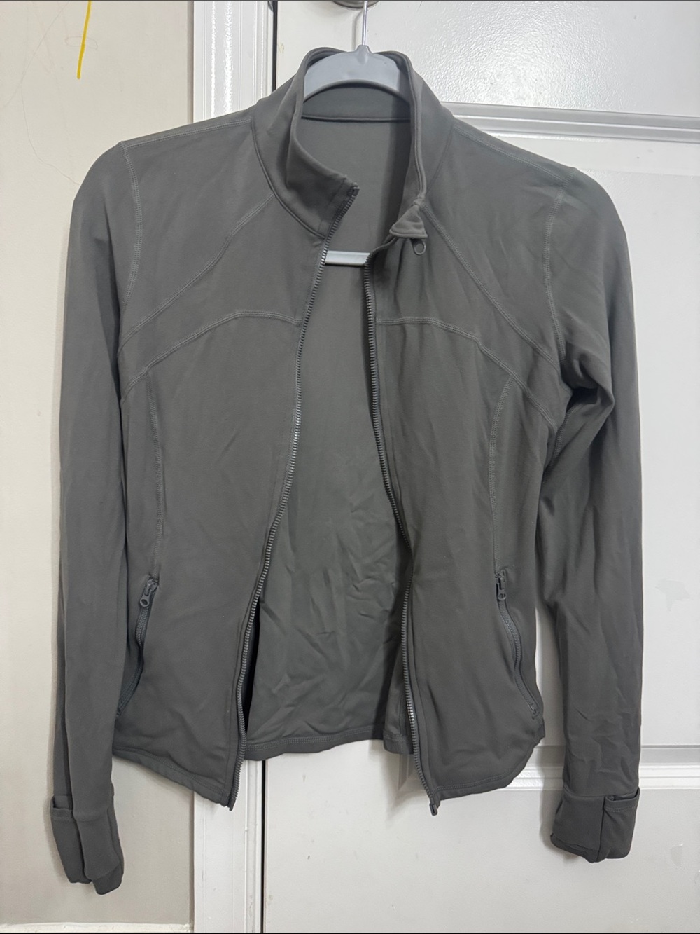Gymshark Women's Gray Lightweight Zip Jacket